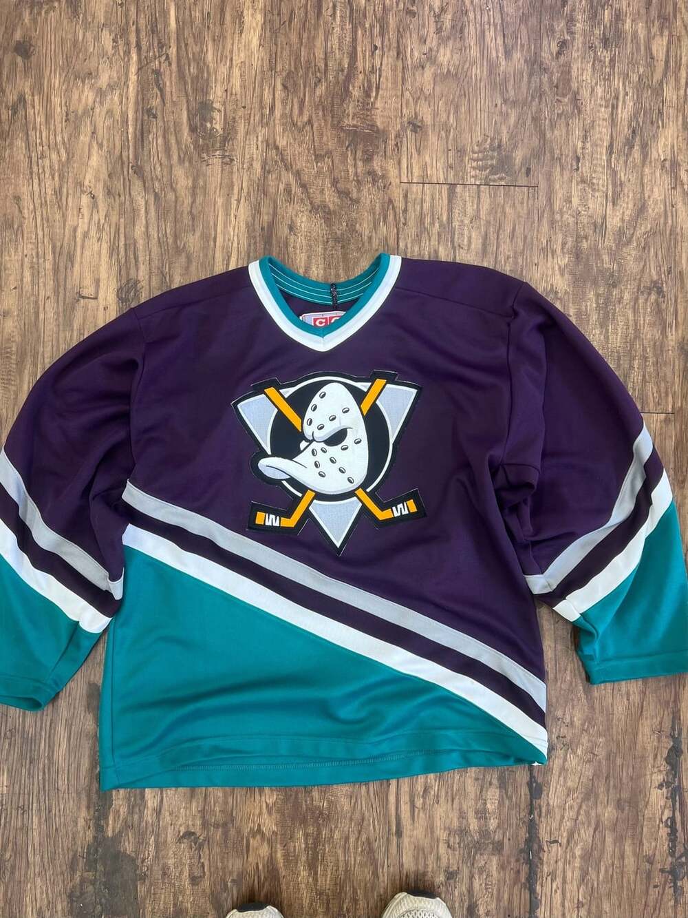 Vintage 90s CCM NHL Anaheim Mighty Ducks Hockey Jersey Purple Teal